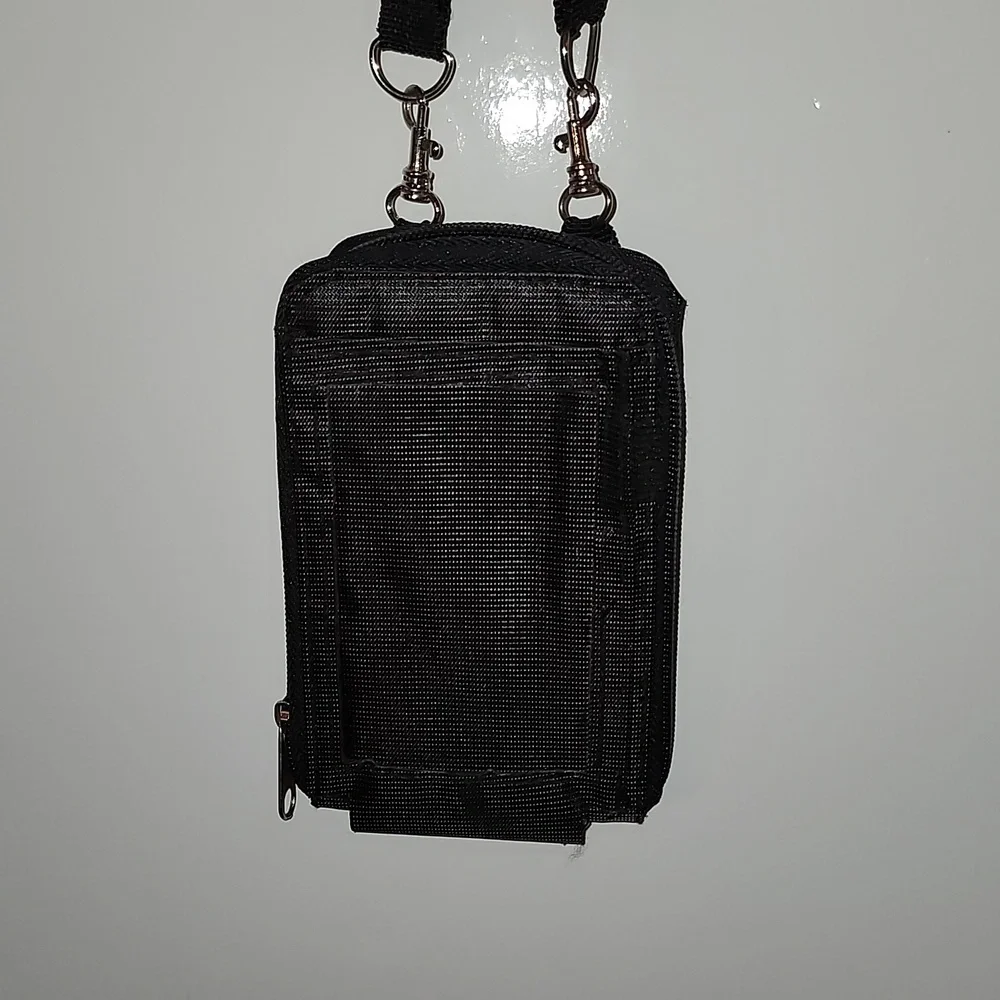 Phone bag - Picture 2 of 8